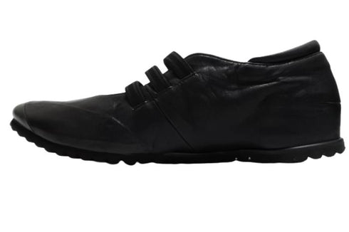 【…AShiOtO A1540 ブラック】本革超軽量ゴムストラップシューズ モデルサイズ